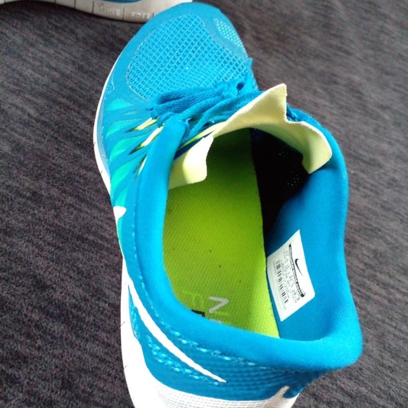 Men's Nike 5.0 size 11.5 running shoes - Picture 8 of 9